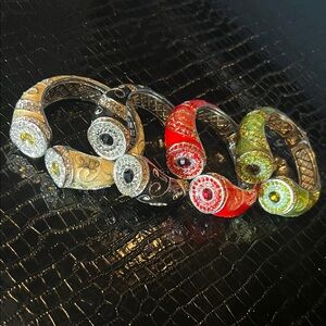 LUXE Custom Boutique Silver-Tone Clover Station Bracelet 💎